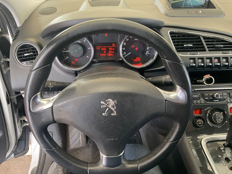 Peugeot 3008 1.6 Blue-HDi Allure 2016 – снимка 28