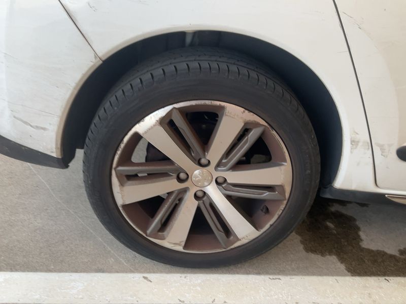 Peugeot 3008 1.6 Blue-HDi Allure 2016 – снимка 9