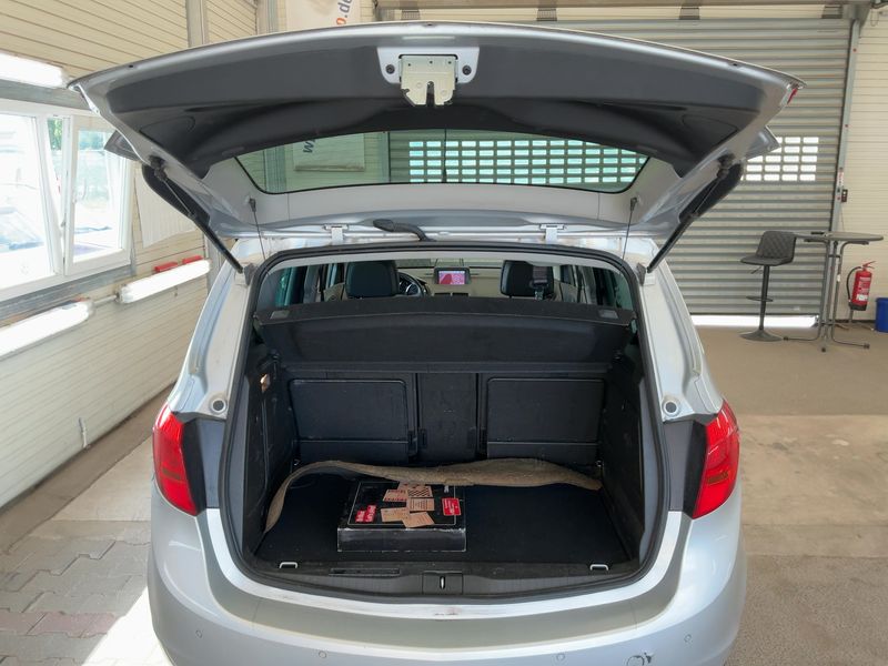 Opel Meriva 1.4 Turbo 150 Jahre Opel 2012 – снимка 15