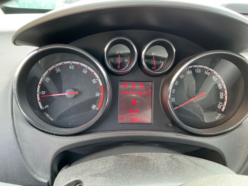 Opel Meriva 1.4 Turbo 150 Jahre Opel 2012 – снимка 18