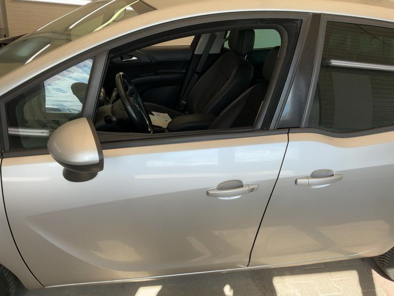 Opel Meriva 1.4 Turbo 150 Jahre Opel 2012 – снимка 4
