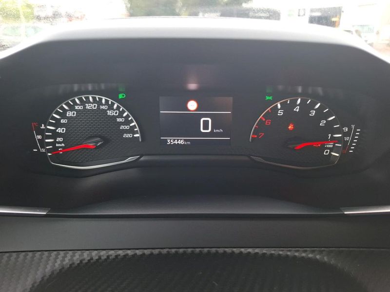 Peugeot 2008 1.2 PureTech Active Pack 2022 – снимка 11