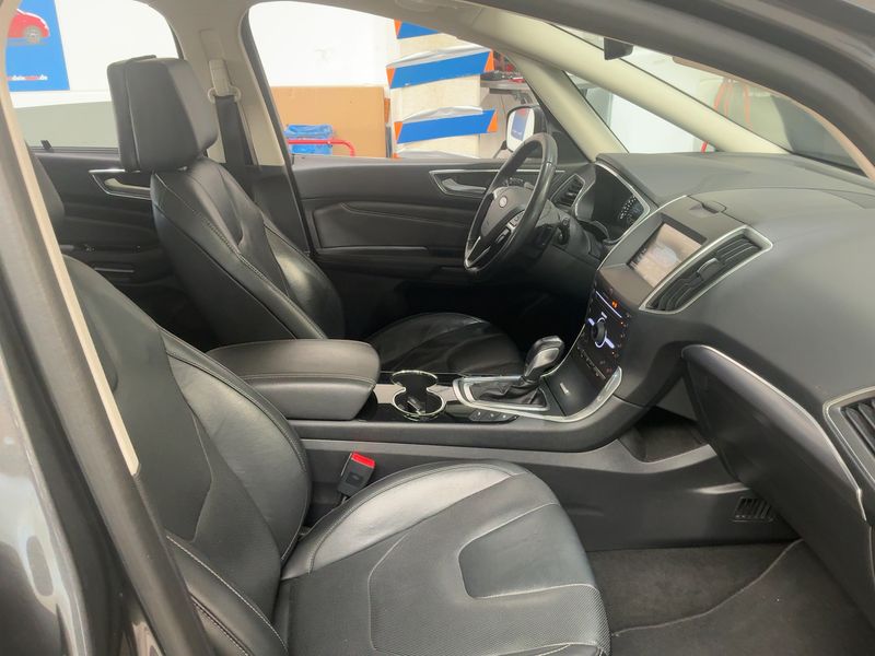 Ford S-Max 2.0 TDCi Bi-Turbo Titanium 2016 – снимка 17