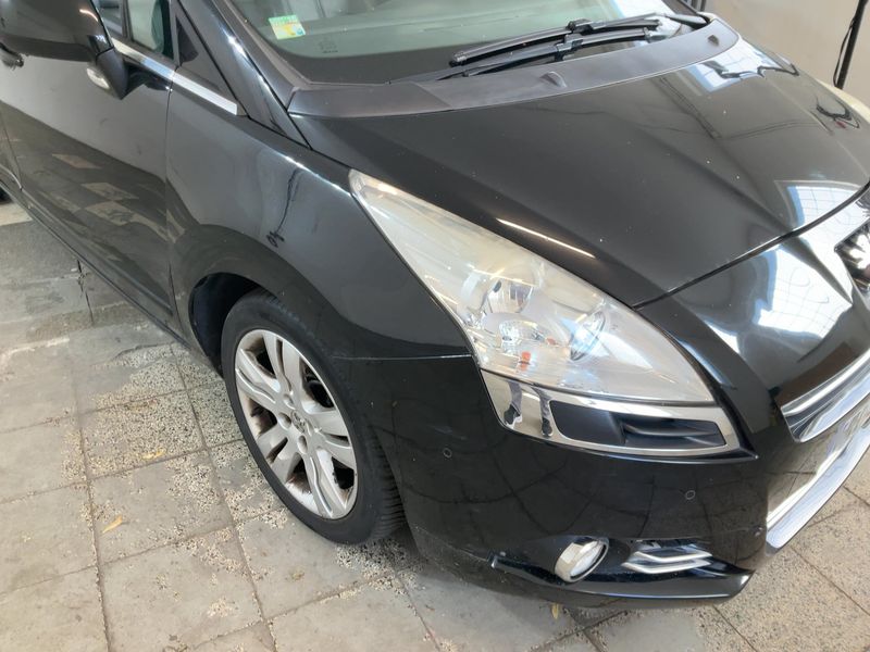 Peugeot 5008 2.0 HDi Premium 2010 – снимка 12