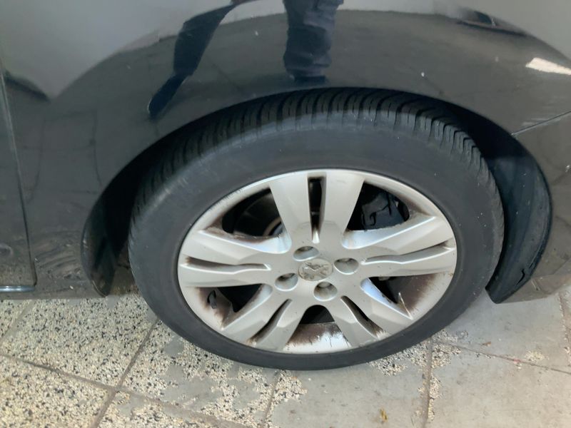 Peugeot 5008 2.0 HDi Premium 2010 – снимка 11
