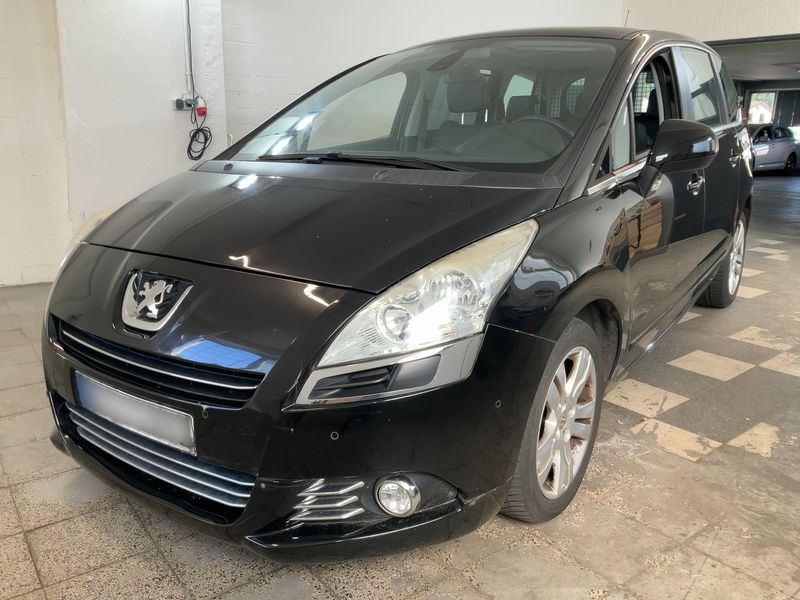 Peugeot 5008 2.0 HDi Premium 2010 – снимка 1