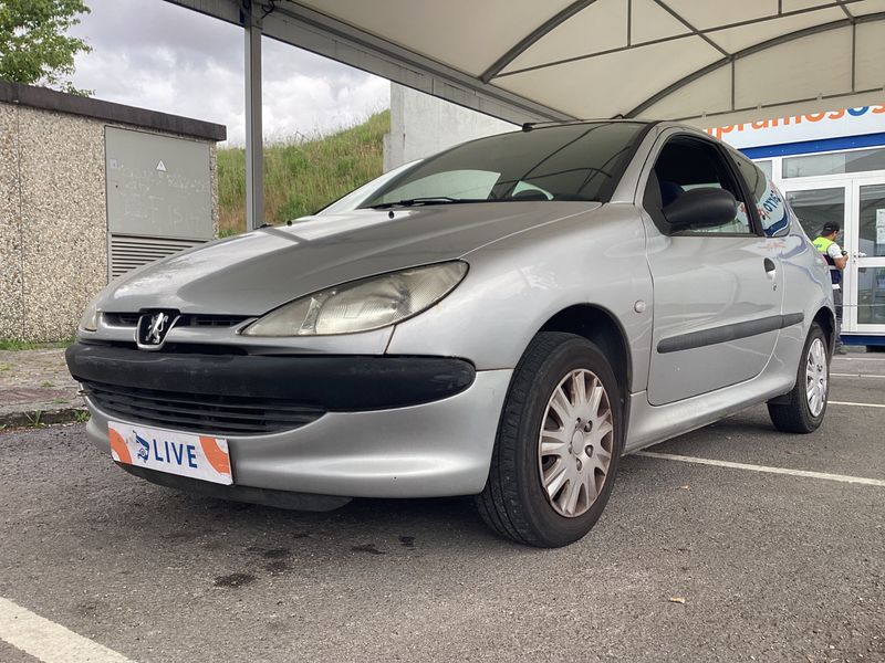 Peugeot 206 1.1 Presence 2000 – снимка 1