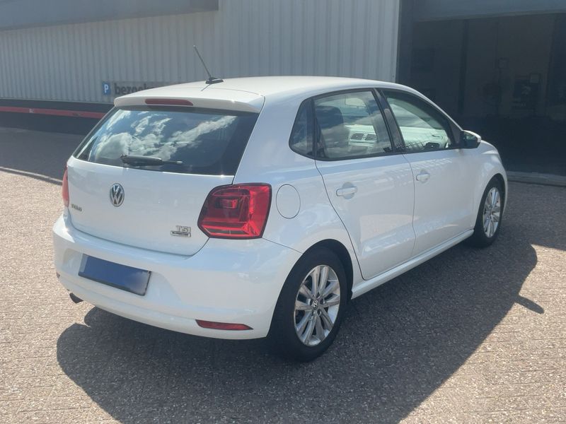Volkswagen Polo 1.2 TSI Comfortline BlueMotion Tech 2015 – снимка 8