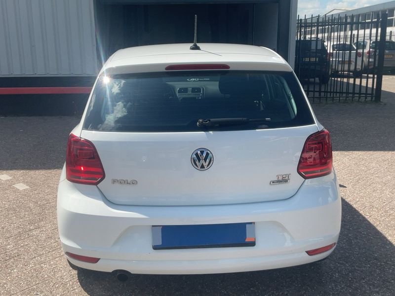 Volkswagen Polo 1.2 TSI Comfortline BlueMotion Tech 2015 – снимка 7