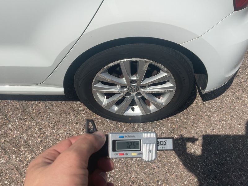 Volkswagen Polo 1.2 TSI Comfortline BlueMotion Tech 2015 – снимка 5