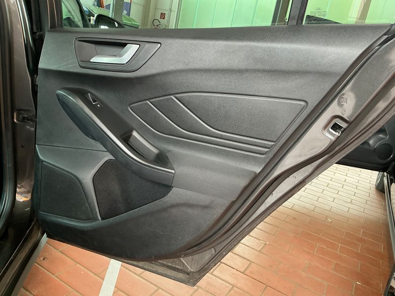 Ford Focus 1.0 EcoBoost Trend 2018 – снимка 25