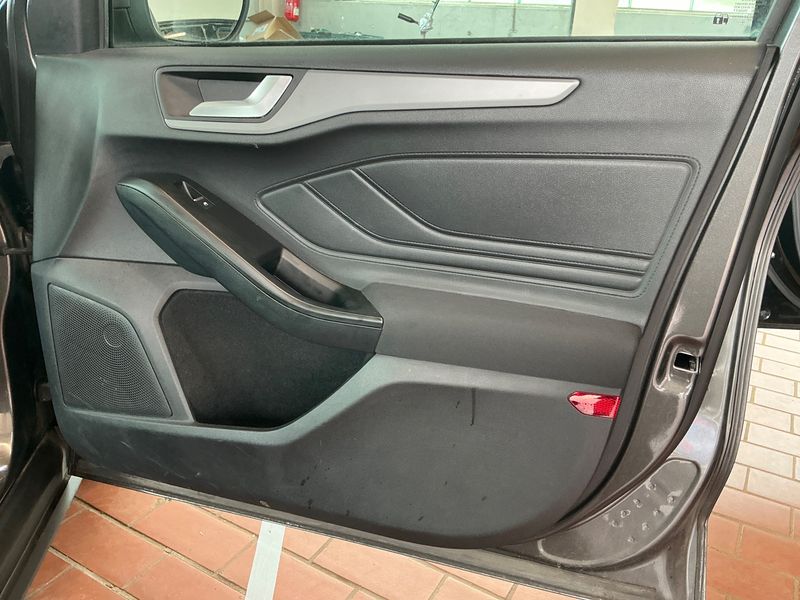Ford Focus 1.0 EcoBoost Trend 2018 – снимка 22