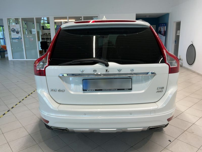 Volvo XC60 2.4 D5 Summum AWD 2014 – снимка 7