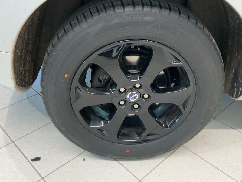 Volvo XC60 2.4 D5 Summum AWD 2014 – снимка 9
