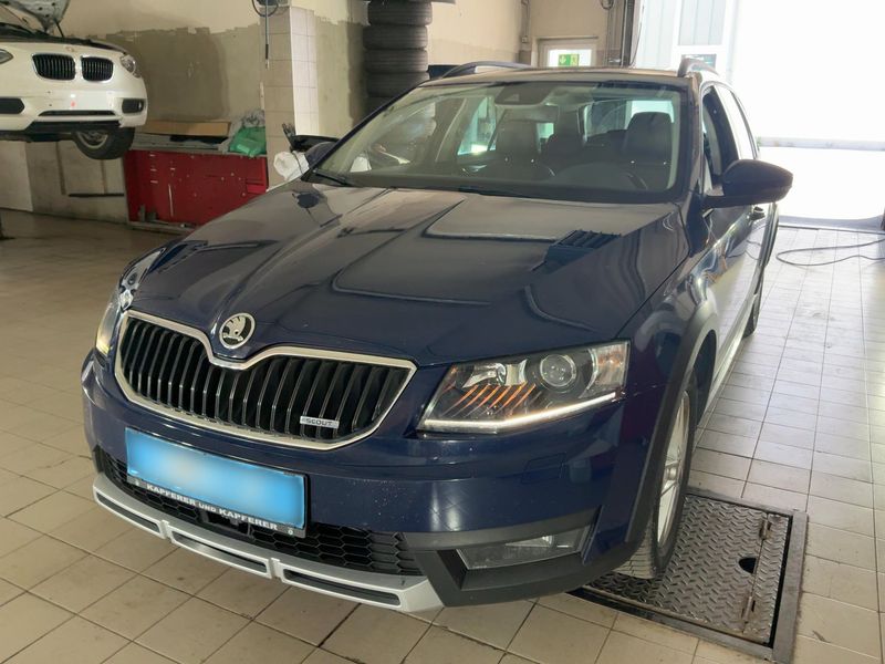 Skoda Octavia 2.0 TDI Scout 4x4 2015 – снимка 1