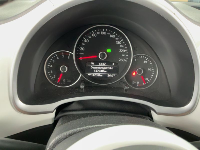 Volkswagen Beetle 2.0 TSI Sport 2011 – снимка 18