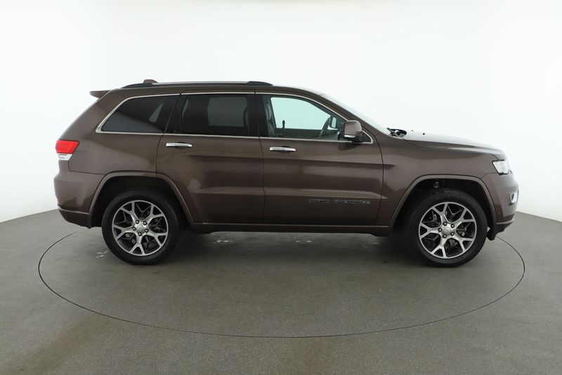 Jeep Grand Cherokee 3.0 CRD Overland 2019 – снимка 10