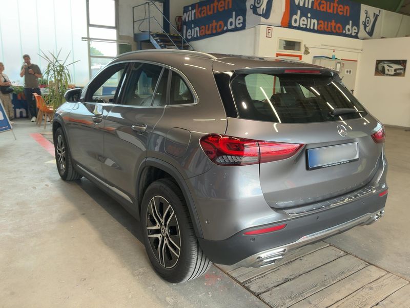 Mercedes-Benz GLA-Klasse GLA 200 Progressive 2021 – снимка 6