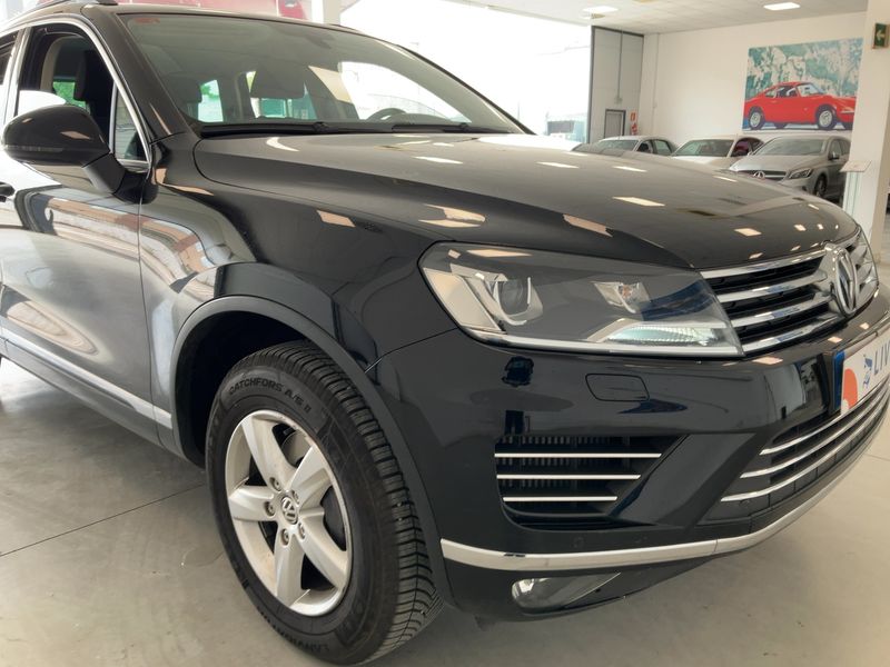 Volkswagen Touareg 3.0 V6 TDI BlueMotion Tech 2015 – снимка 12