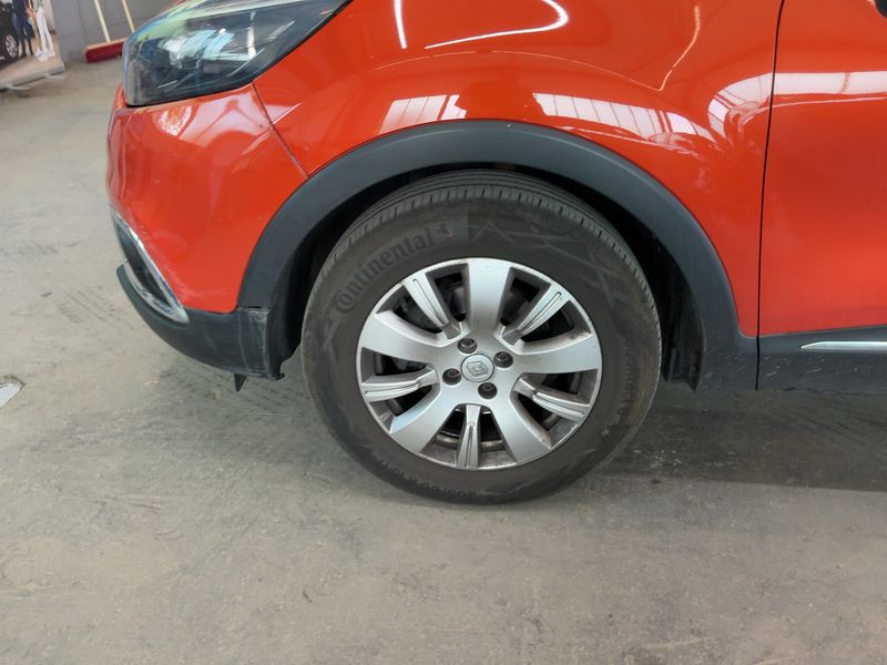 Renault Captur 1.5 dCi Energy Dynamique 2015 – снимка 3