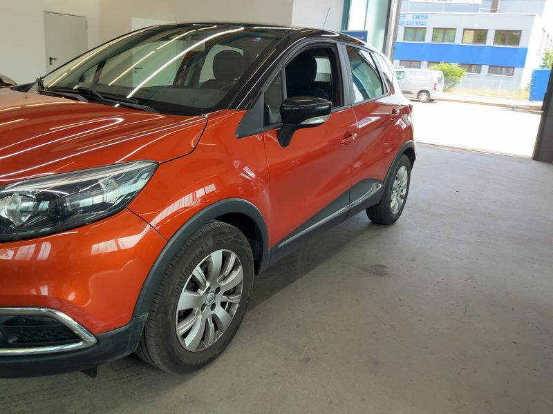 Renault Captur 1.5 dCi Energy Dynamique 2015 – снимка 2