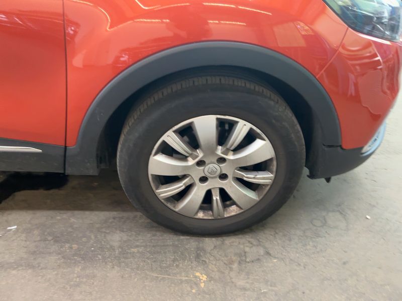 Renault Captur 1.5 dCi Energy Dynamique 2015 – снимка 11