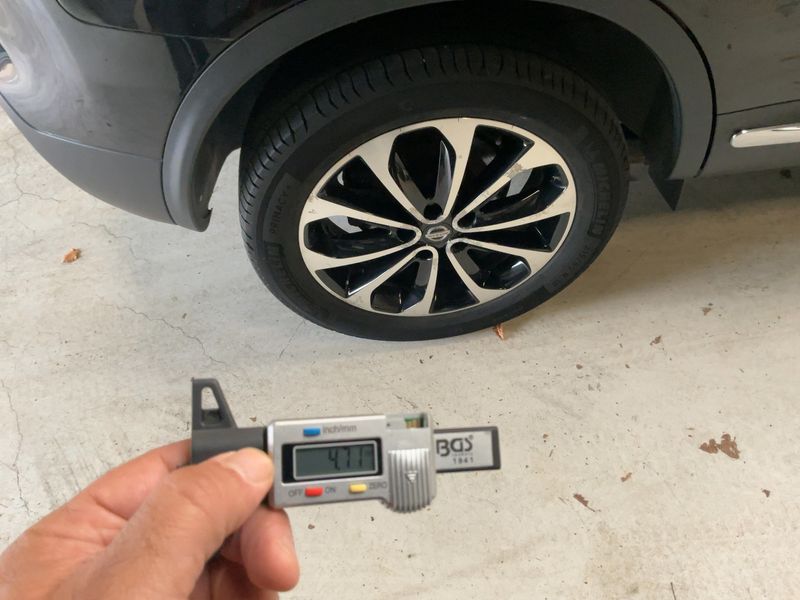 Nissan Qashqai 1.2 Acenta 2013 – снимка 9