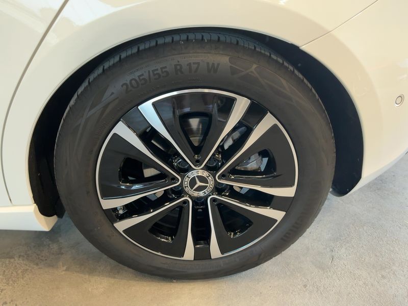 Mercedes-Benz A-Klasse A 200 Mild-Hybrid Progressive 2024 – снимка 5