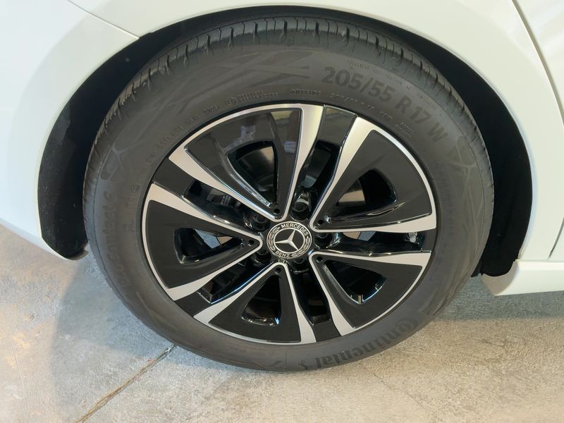 Mercedes-Benz A-Klasse A 200 Mild-Hybrid Progressive 2024 – снимка 9