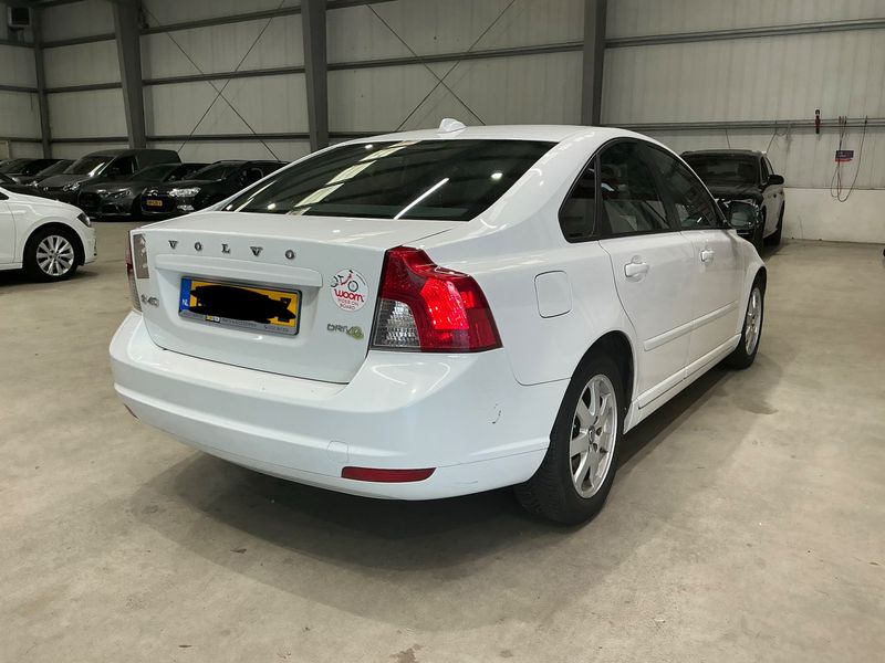 Volvo S40 1.6 DRIVe Kinetic 2012 – снимка 2