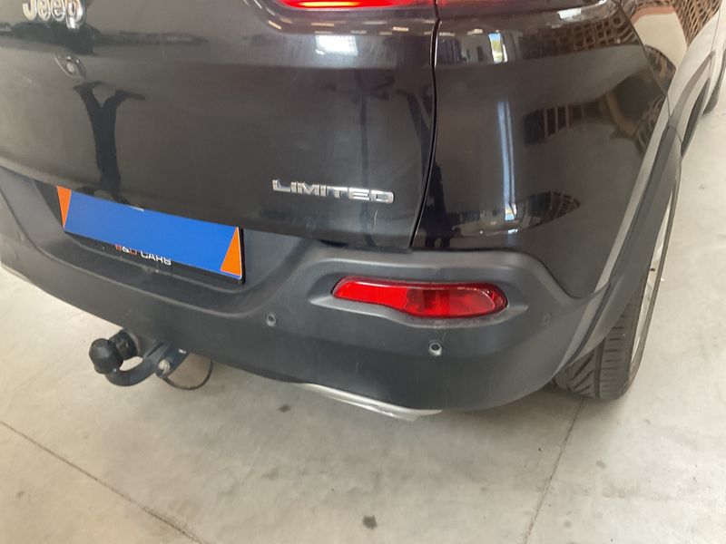Jeep Cherokee 2.2 M-Jet Limited 4WD 2016 – снимка 41
