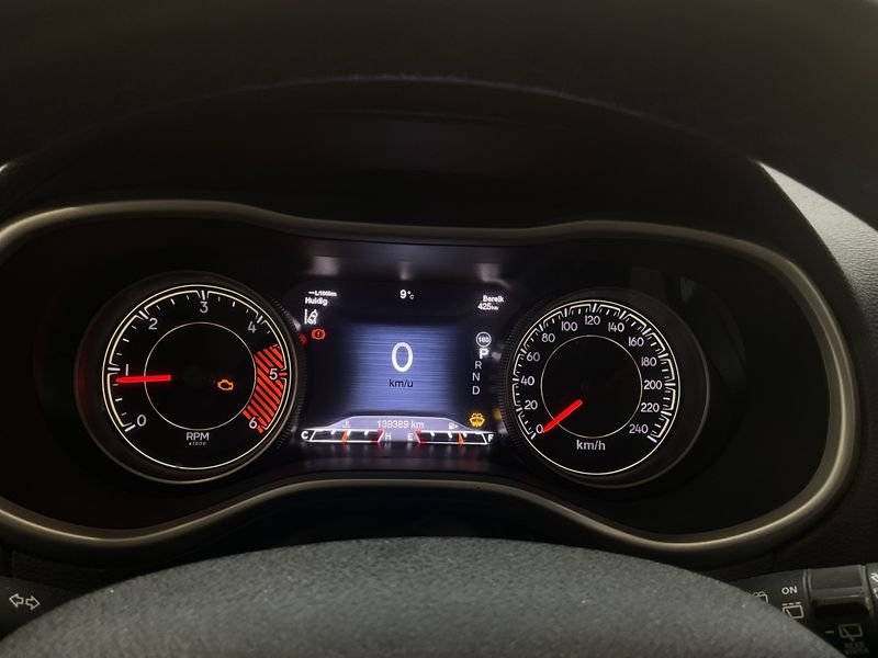 Jeep Cherokee 2.2 M-Jet Limited 4WD 2016 – снимка 18