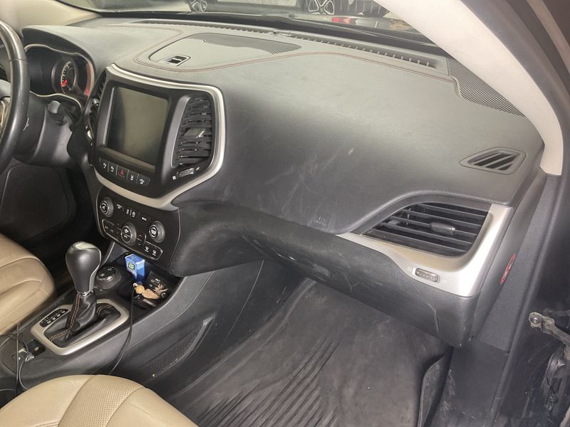 Jeep Cherokee 2.2 M-Jet Limited 4WD 2016 – снимка 29