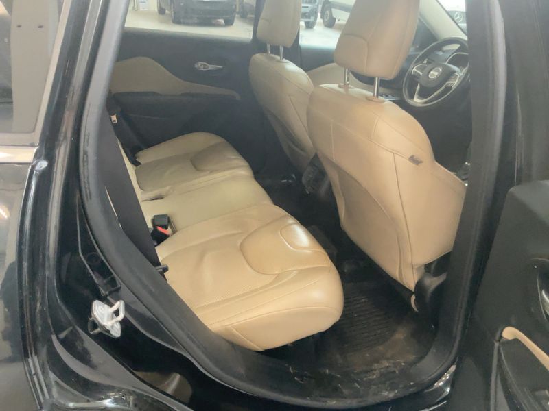 Jeep Cherokee 2.2 M-Jet Limited 4WD 2016 – снимка 19