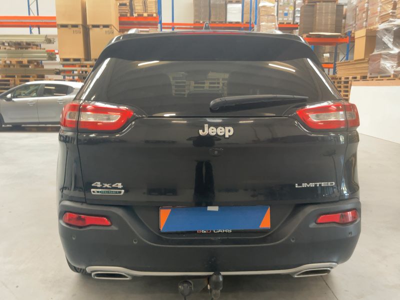 Jeep Cherokee 2.2 M-Jet Limited 4WD 2016 – снимка 7