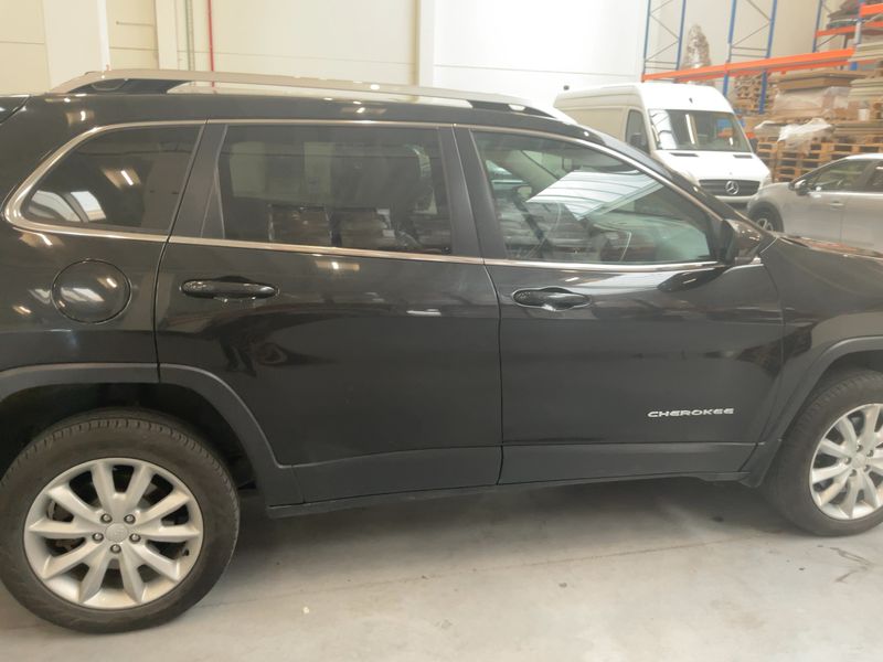 Jeep Cherokee 2.2 M-Jet Limited 4WD 2016 – снимка 10