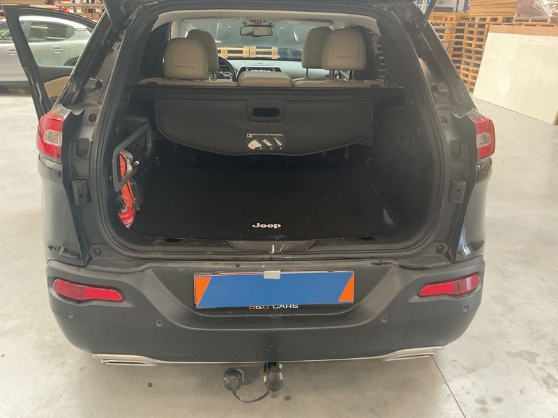 Jeep Cherokee 2.2 M-Jet Limited 4WD 2016 – снимка 15