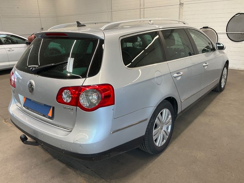 Volkswagen Passat 2.0 TDI Highline 2007 – снимка 2