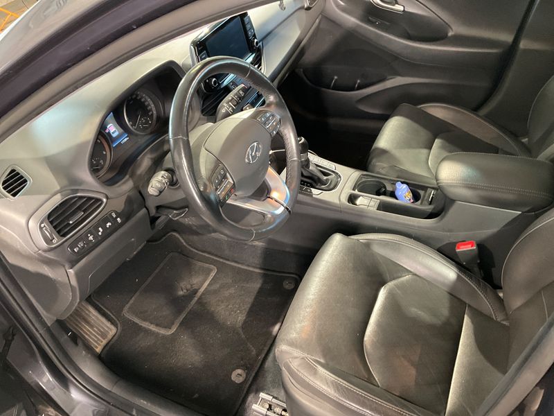 Hyundai i30 1.6 CRDi Premium 2019 – снимка 22