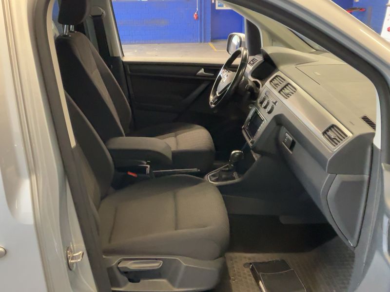 Volkswagen Caddy 1.4 TSI Comfortline BlueMotion Tech 2019 – снимка 16