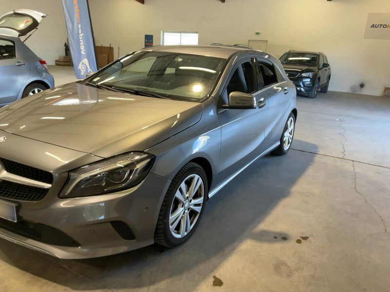 Mercedes-Benz A-Klasse A 180 BlueEfficiency Sensation 2017 – снимка 2