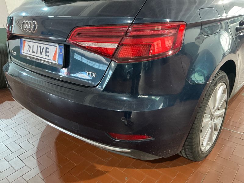 Audi A3 Sportback 1.6 TDI Design 2018 – снимка на щета 32