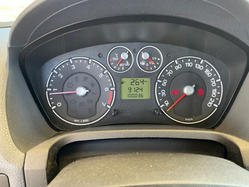 Ford Fiesta 1.4 Trend 2006 – снимка 4