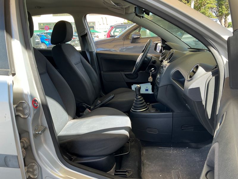 Ford Fiesta 1.4 Trend 2006 – снимка 3