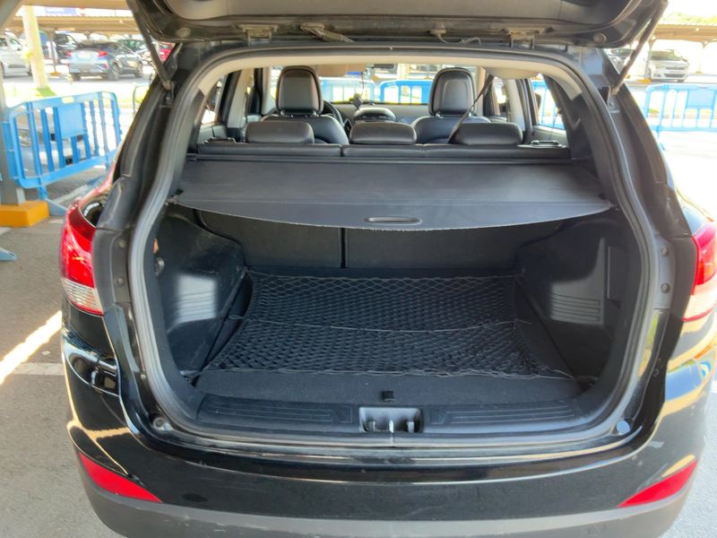 Hyundai ix35 1.7 CRDi Comfort 2WD 2011 – снимка 15