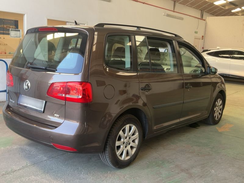 Volkswagen Touran 1.6 TDI Trendline 2013 – снимка 8