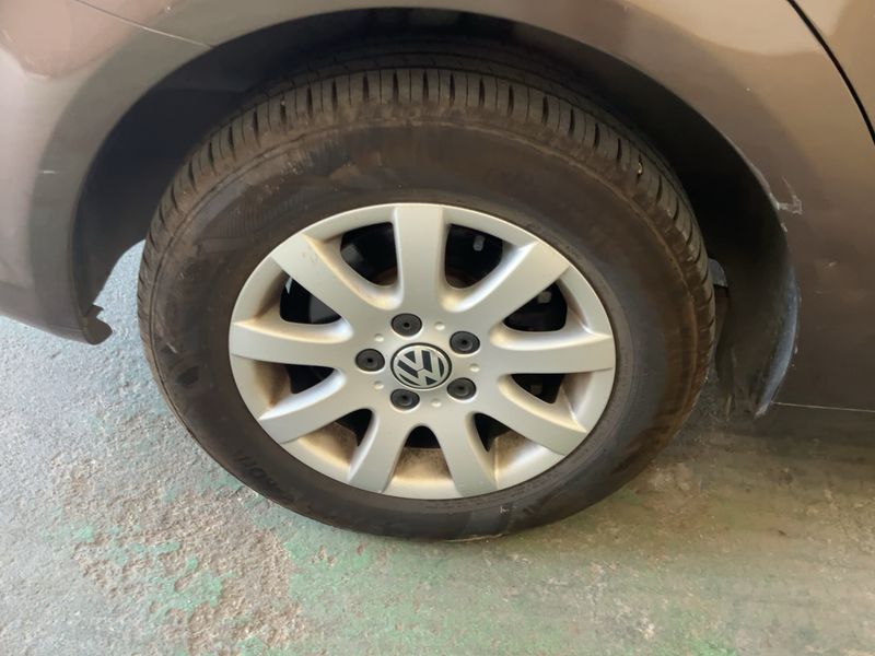 Volkswagen Touran 1.6 TDI Trendline 2013 – снимка 9