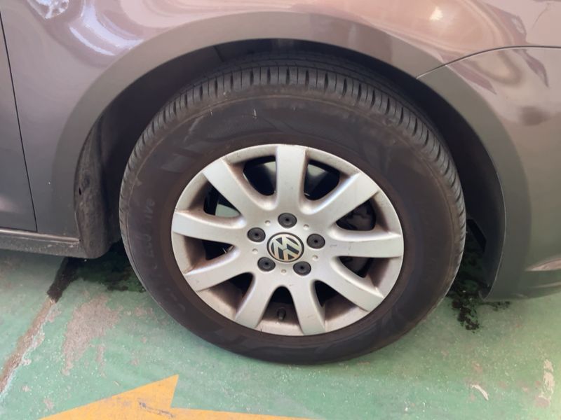 Volkswagen Touran 1.6 TDI Trendline 2013 – снимка 11