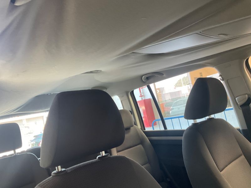 Volkswagen Touran 1.6 TDI Trendline 2013 – снимка 23