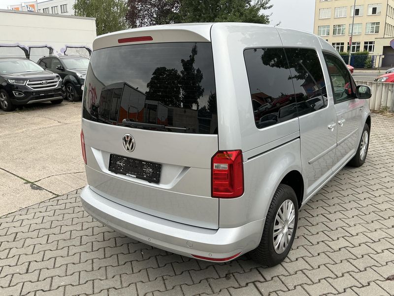 Volkswagen Caddy 2.0 TDI Trendline BlueMotion Tech 2018 – снимка 8